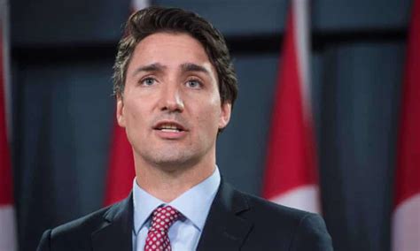Eyebro: Justin Trudeau, Canada