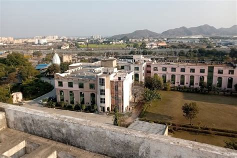 School of Aeronautics Neemrana Campus: Photos, Virtual Tour