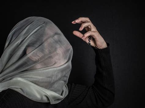 How to Escape a Strangle 的图像结果