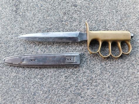 WW1 1918 US Trench/Knuckle Knife With Scabbard - Trade In Military