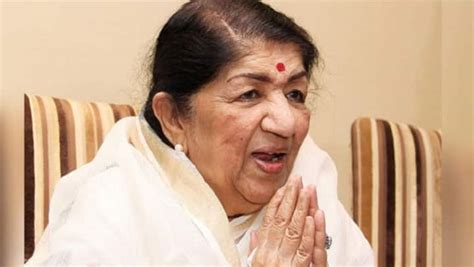 Singer Lata Mangeshkar | World News, Latest and Breaking News, Top ...