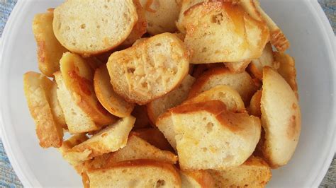 Salt and Garlic Bagel Chips Recipe | Allrecipes