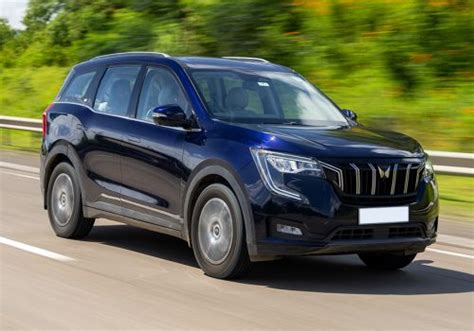 Mahindra XUV700 AX5 S 7 Str Diesel On-Road Price and Offers in Hosur