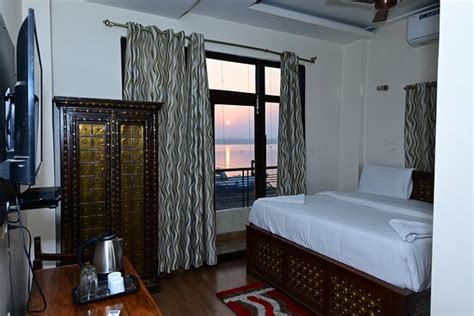 GANGA MONASTERY (Varanasi) - Guesthouse Reviews, Photos, Rate ...