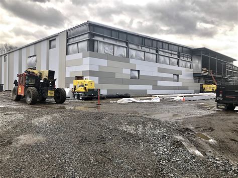 AR-190107805 – Thayer Sports Center