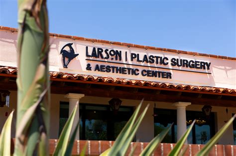 Gynecomastia Surgery Near Oro Valley, AZ | Larson Plastic Surgery