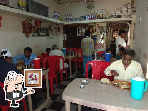 Sri Veerabhadreshwar lingayat khanavali, Badami - Restaurant reviews