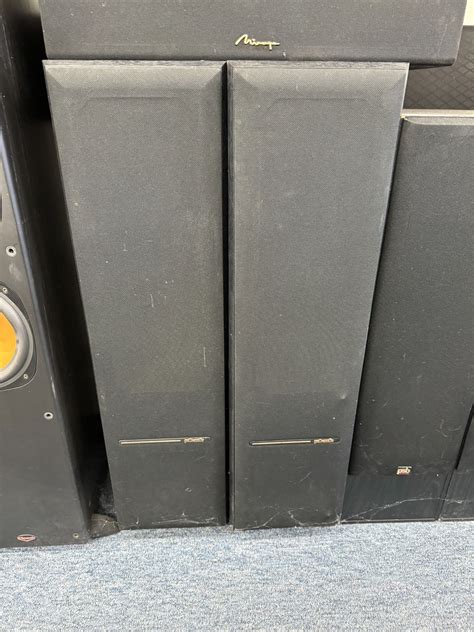 2 Polk audio floor speakers