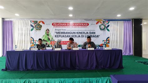 Wujudkan Semangat Kinerja Guru, KKMI Jogoroto Hadirkan Motivator dari