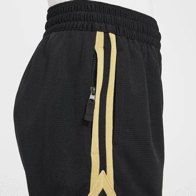 Nike DNA Older Kids' 12.5cm (approx.) Basketball Shorts. Nike IN
