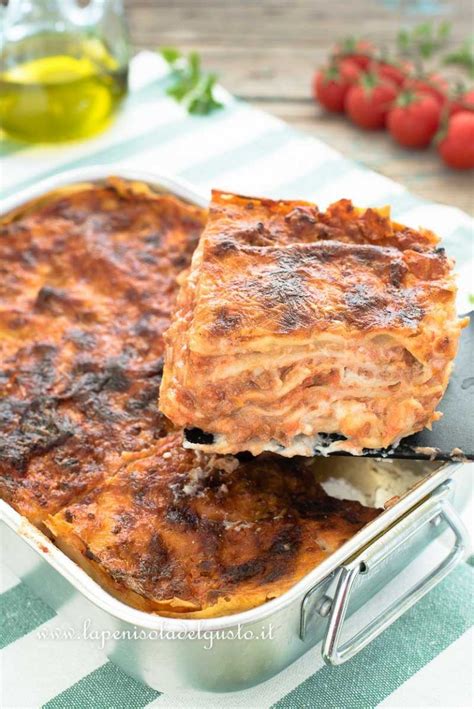 Lasagne al ragù (ricetta classica al forno con besciamella  