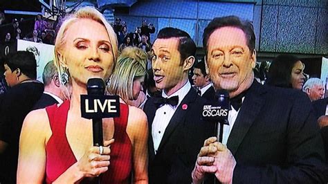 Benedict Cumberbatch's Photobombing At The Oscars Raises An Important ...