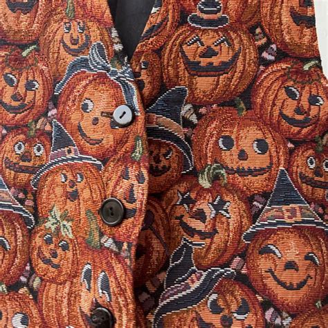 TIMELESS VESTS 🕰 – The Tangerine