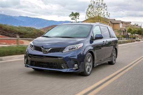 2018 Toyota Sienna Quick Take Review