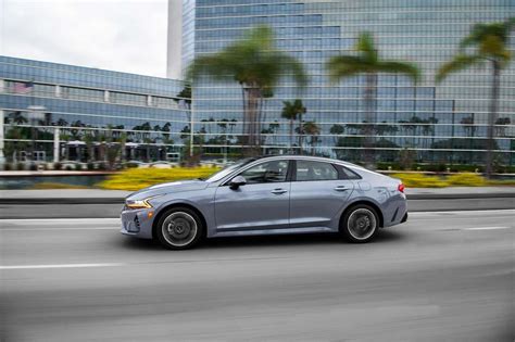 Certified Pre-Owned Kias at Hello Kia Valencia | Hello Kia of Valencia