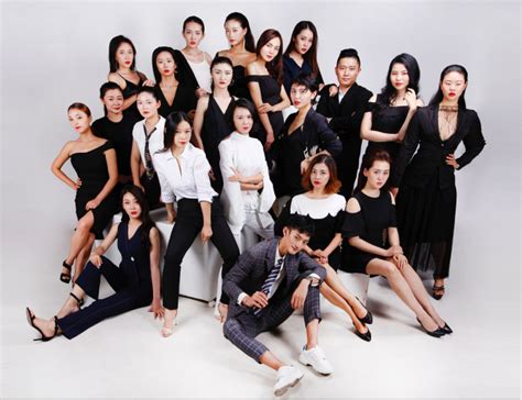 上海MK国际模特学校-模特培训-模特大赛-少儿模特培训班