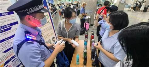 网友建议重庆地铁不准乘客携带菜筐 官方：携带的物品合法合规即可_新闻快讯_海峡网