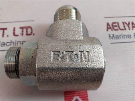 Eaton 7804666 90Â° Degree Elbow Bulkhead Adapter – Aeliya Marine