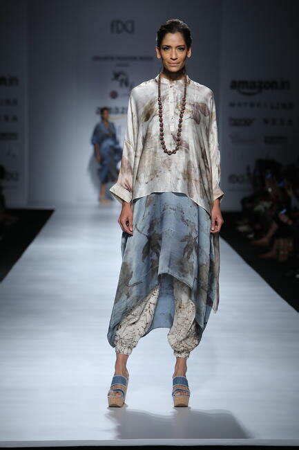 Highlights from the Novita Yunus "Bumi-Langit" show | Grazia India