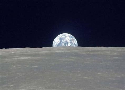 从月亮上看地球，有何恐怖之处？__财经头条