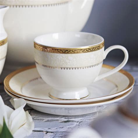 Flower Bed Cup and Saucer Set (6 Cups and 6 Saucers) – Vigneto