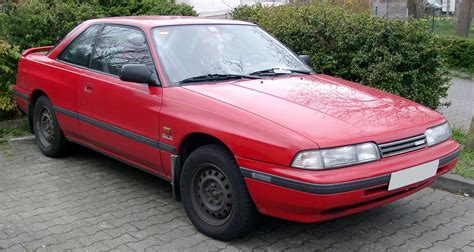 Mazda 626 II (GC) 1982 - 1987 Sedan :: OUTSTANDING CARS