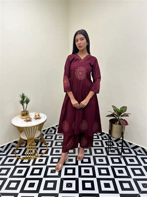 Sanganeri Grace Buta A-Line Set – Mehroon | Cotton Kurti Set for Women ...