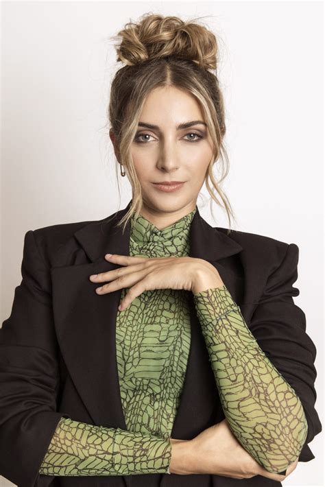 Emelia Hartford - SensaCine.com.mx