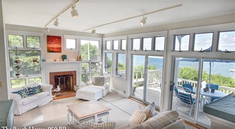 Where to Take Family Holiday Photos on Cape Cod | Pretty Picky Properties