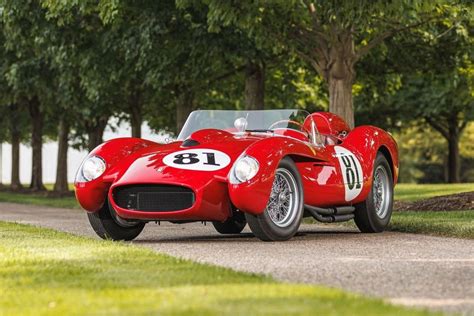 ESTE MAGNÍFICO FERRARI F250 TESTA ROSSA BUSCA UM NOVO DONO | PlanetCarsZ