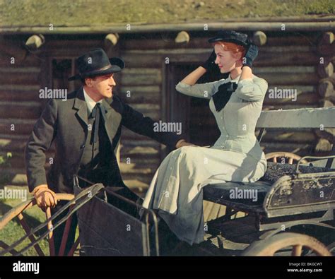GUN GLORY (1957) STEWART GRANGER, RHONDA FLEMING GLY 001FOH Stock Photo ...
