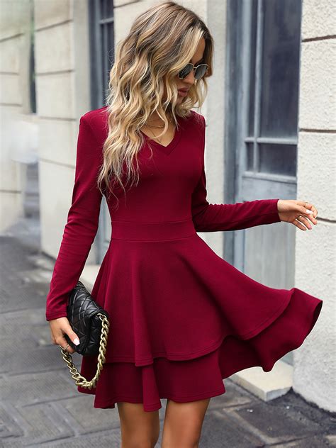Mini Dresses Black Long Sleeves Short Dress In Burgundy - Milanoo.com
