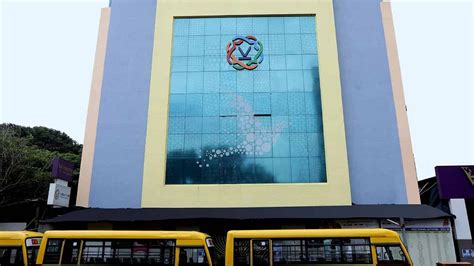 Mumbai Shocker: Class 7 Student Suffers Spinal Injury After Birthday ...