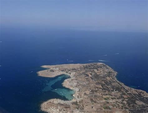 Amitabh Bachchan in Malta for 'Thugs of Hindostan' shoot - Photos ...