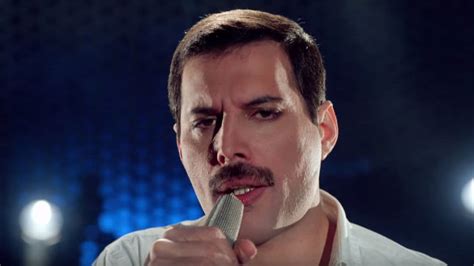 VIDEO. Découvrez ce clip inédit de Freddie Mercury, dévoilé 28 ans ...