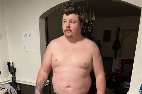 男子9个月减掉140斤，戒了碳酸饮料，期待完成铁人三项 - 哔哩哔哩