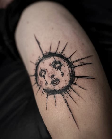 69 Gorgeous Sun Tattoos to Brighten Up Your Style - Sacred Joanne