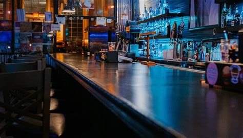 FOR THE RECORD MUSIC HALL & BAR - All You Need to Know BEFORE You Go ...