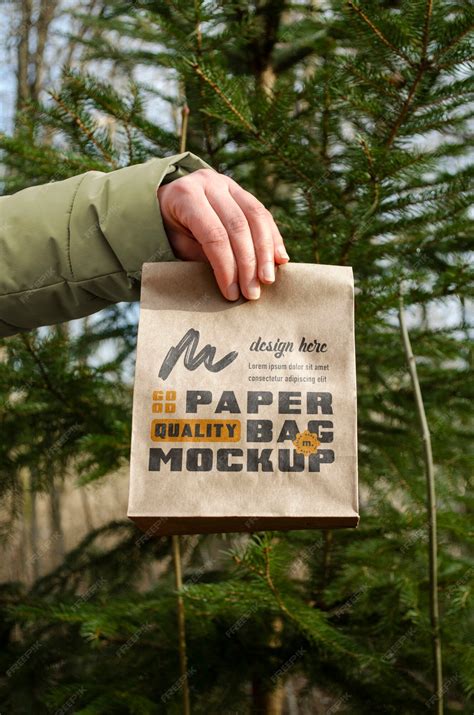 Premium PSD | Small paper bag mockup design