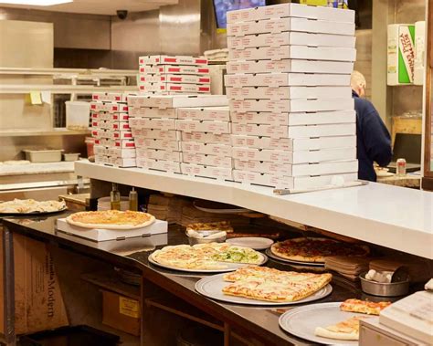 Gallery - Donna's Pizza Center