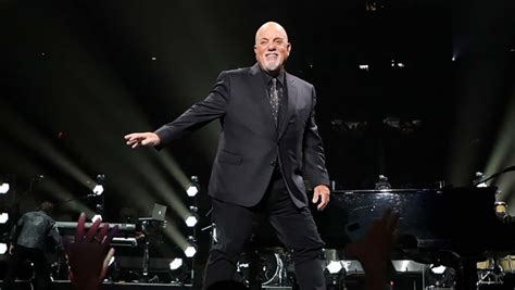 Billy Joel To Return To Madison Square Garden On Friday, November 5 ...