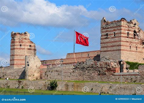 Walls of Constantinople editorial stock photo. Image of historic - 42959233