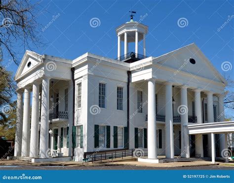 Hinds County Courthouse editorial image. Image of history - 52197725