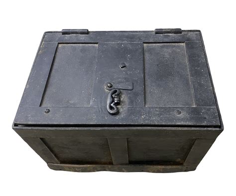 Antique Heavy Cast Iron Banker Strong Box Safe Stagecoach Railroad ...