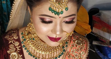Kaya Beauty Salon - Makeup Artist (Kotdwara)