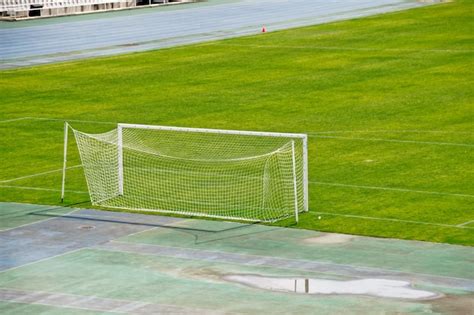 Field Goal Post Front View 的图像结果