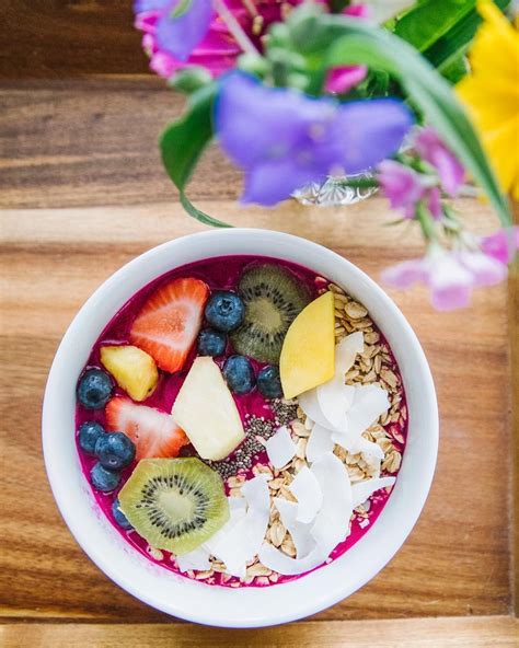 Delicious Dragon Fruit Bowl Recipe