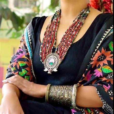 Junk Dazzle Costume Jewellery I LBB, Kolkata