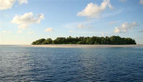 Budget Islands In Maldives That Are Best For A Beach Vacation