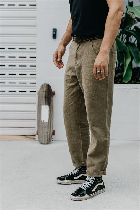 Miller - Textured Linen Pants - Khaki Green | Mens outfits, Men fashion ...